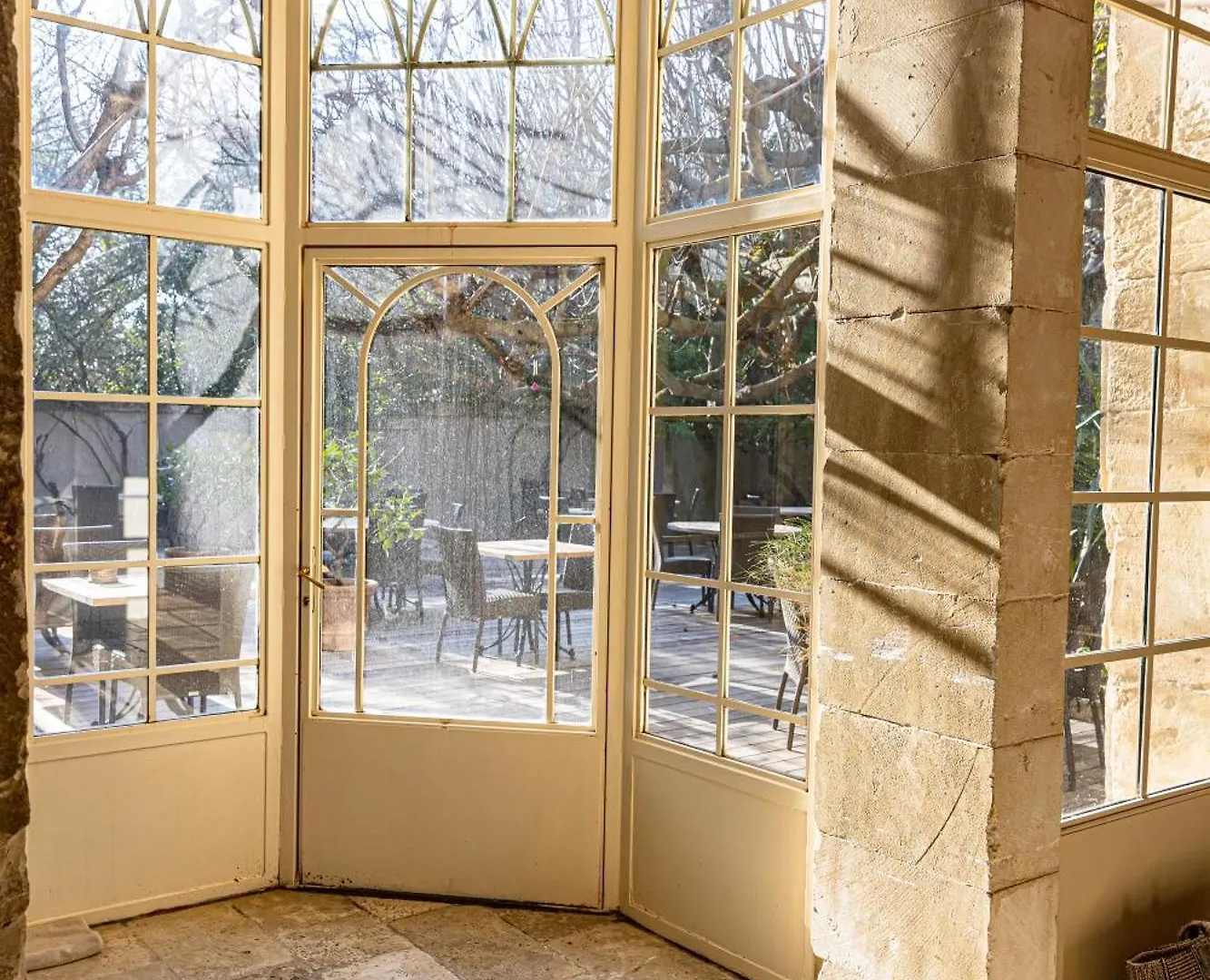 Maison Bournissac Noves Hotel
